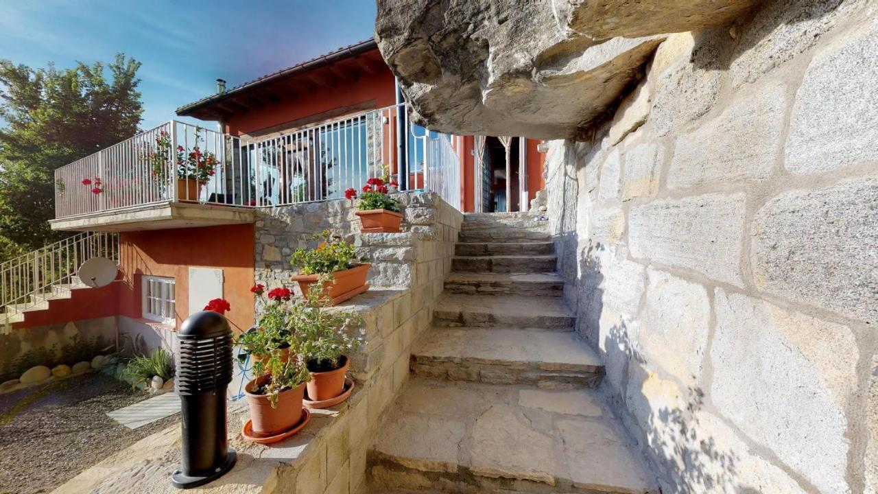 Casa Rural La Abadia-Apartamentos Graus Exterior photo
